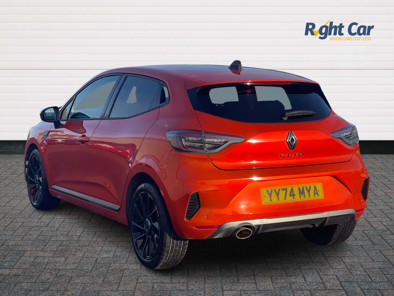 Used Renault Clio 2024 for sale - 76937590: Photo 3