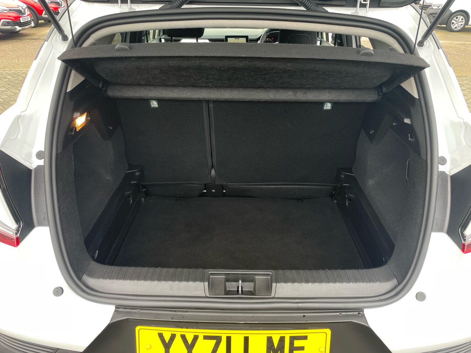 Used Renault Captur 2021 for sale - 76977943: Photo 9