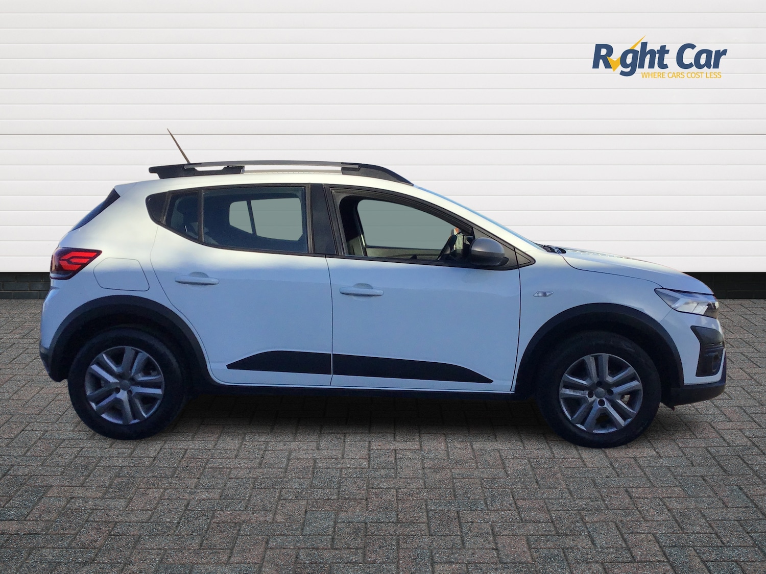 Used Dacia Sandero Stepway 2023 for sale - 77927487: Photo 4