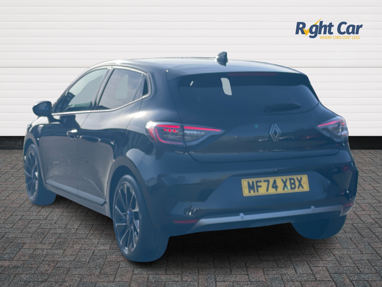Used Renault Clio 2024 for sale - 76420153: Photo 3