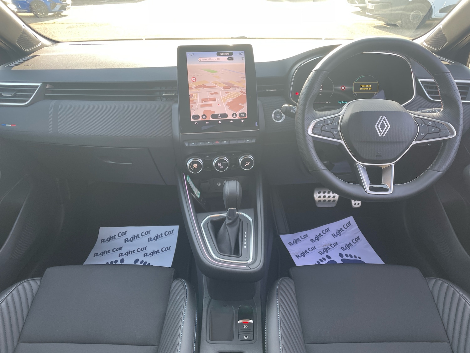 Used Renault Clio 2024 for sale - 76420153: Photo 8