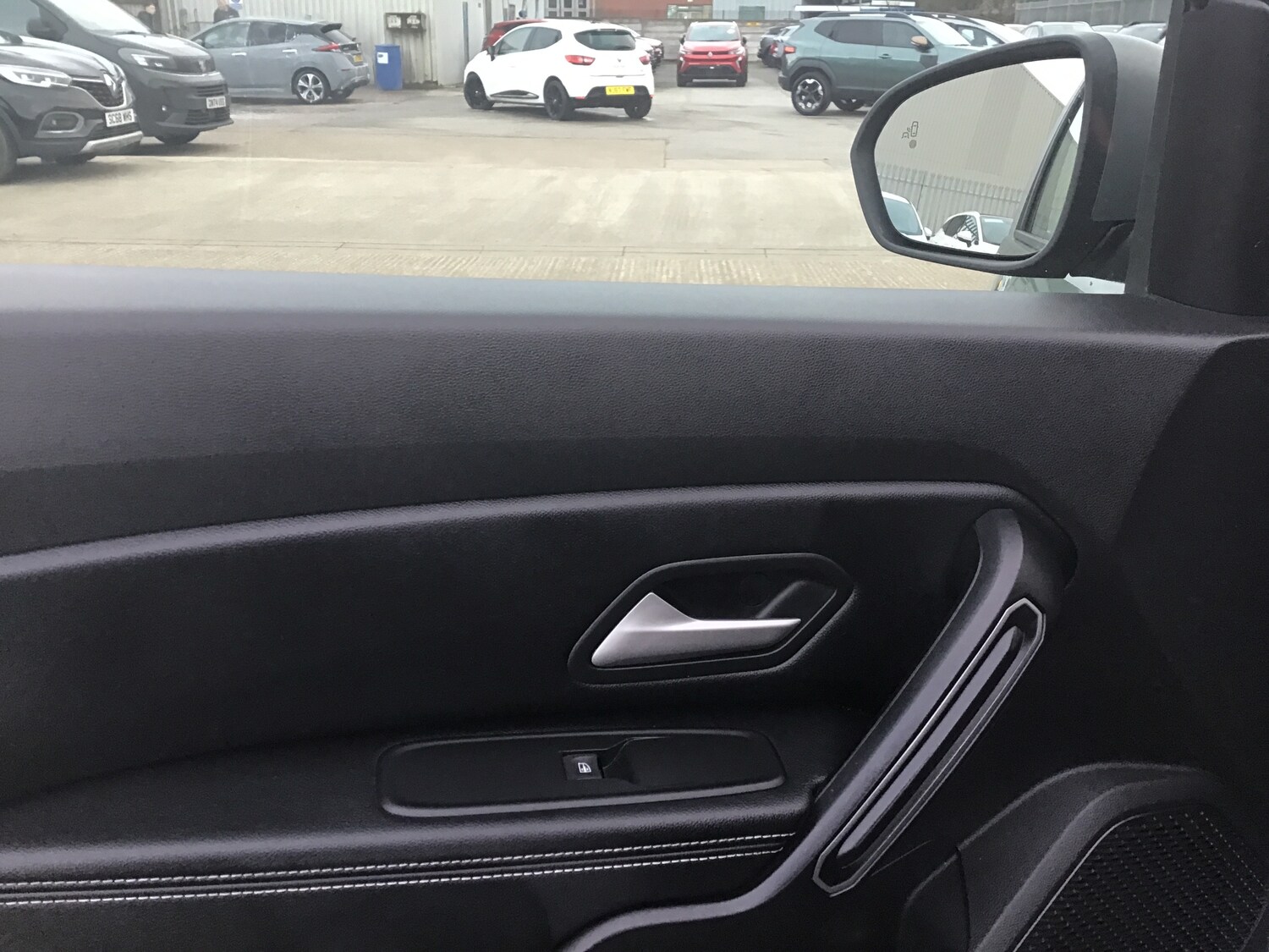 Used Dacia Duster 2023 for sale - 77673936: Photo 11