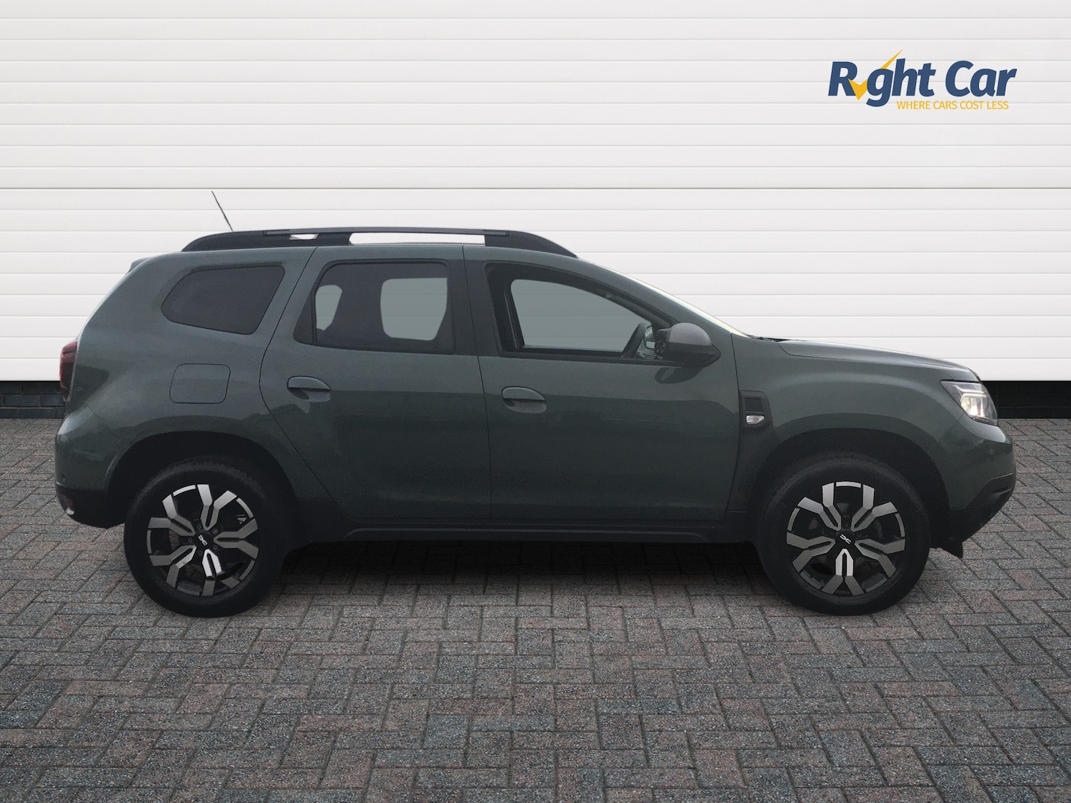Used Dacia Duster 2023 for sale - 77673936: Photo 4