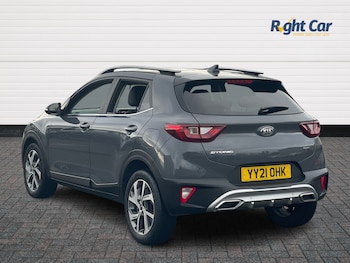 Used Kia Stonic 2021 for sale - 76501109: Photo