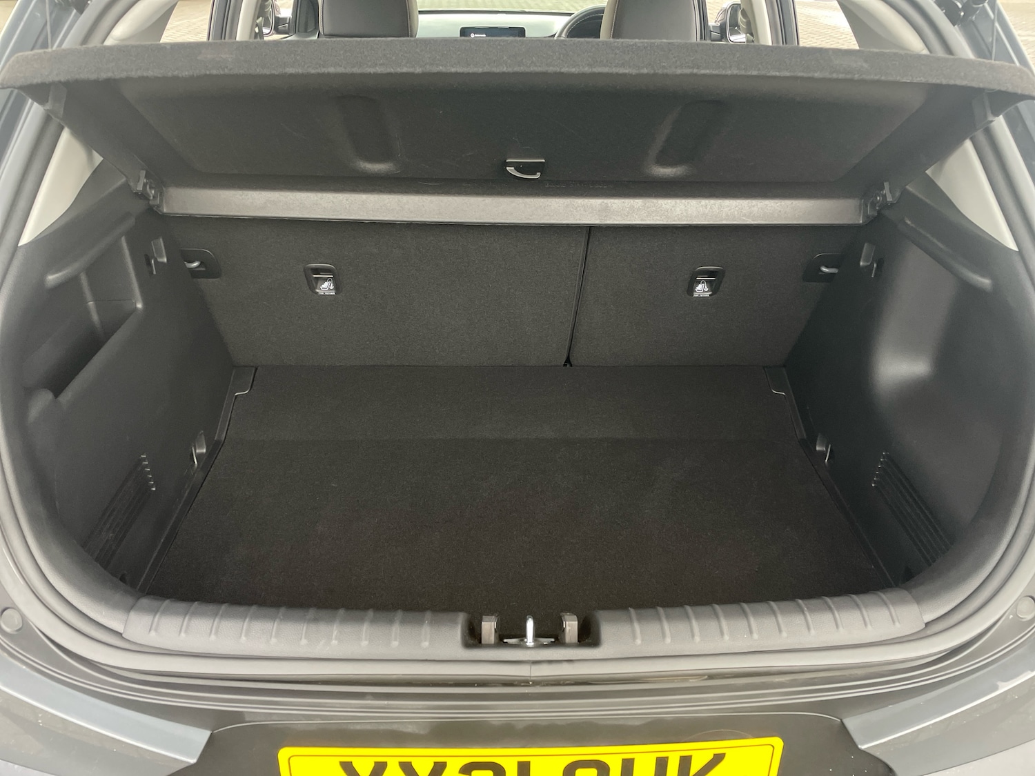 Used Kia Stonic 2021 for sale - 76501109: Photo 9