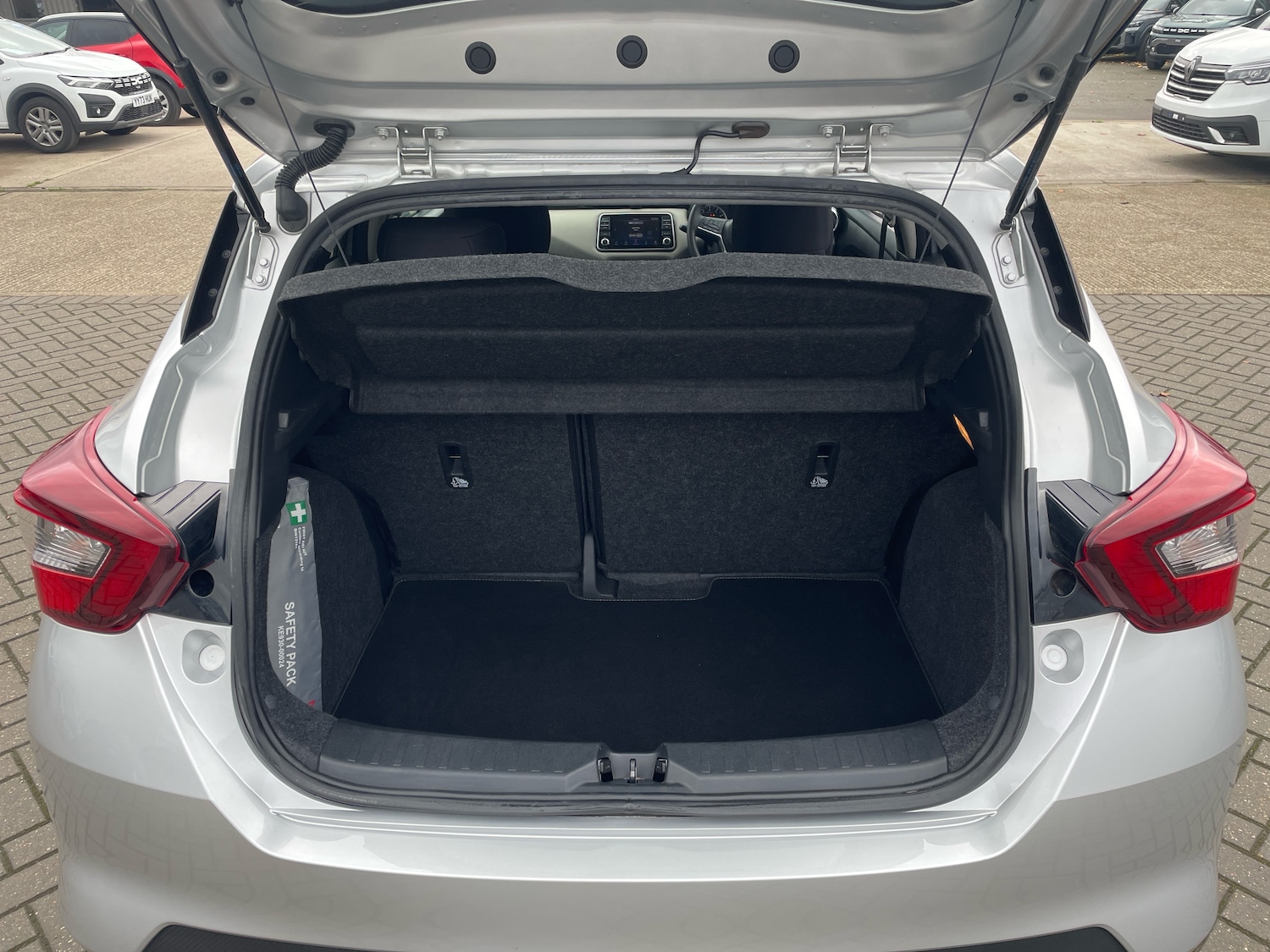 Used Nissan Micra 2020 for sale - 76339069: Photo 9