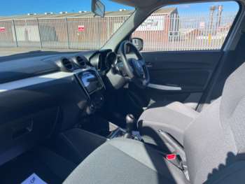 Used Suzuki Swift 2024 for sale - 74411022: Photo