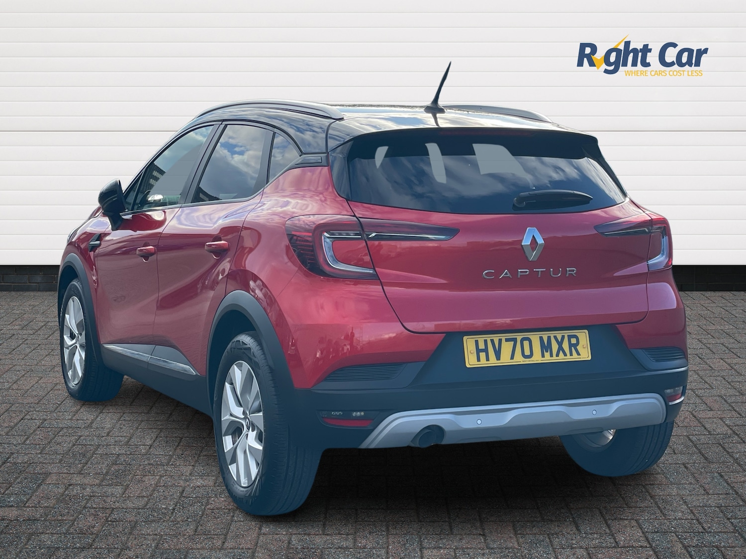 Used Renault Captur 2020 for sale - 76351138: Photo 3