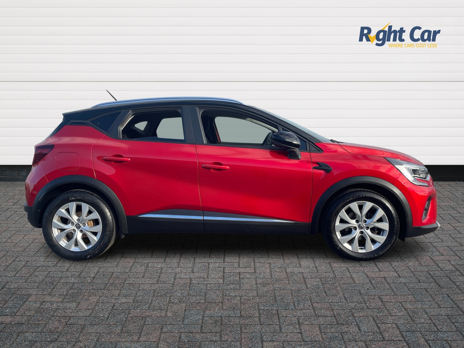 Used Renault Captur 2020 for sale - 76351138: Photo 4