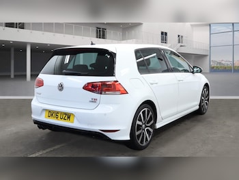 Used Volkswagen Golf 2016 for sale - 77045360: Photo