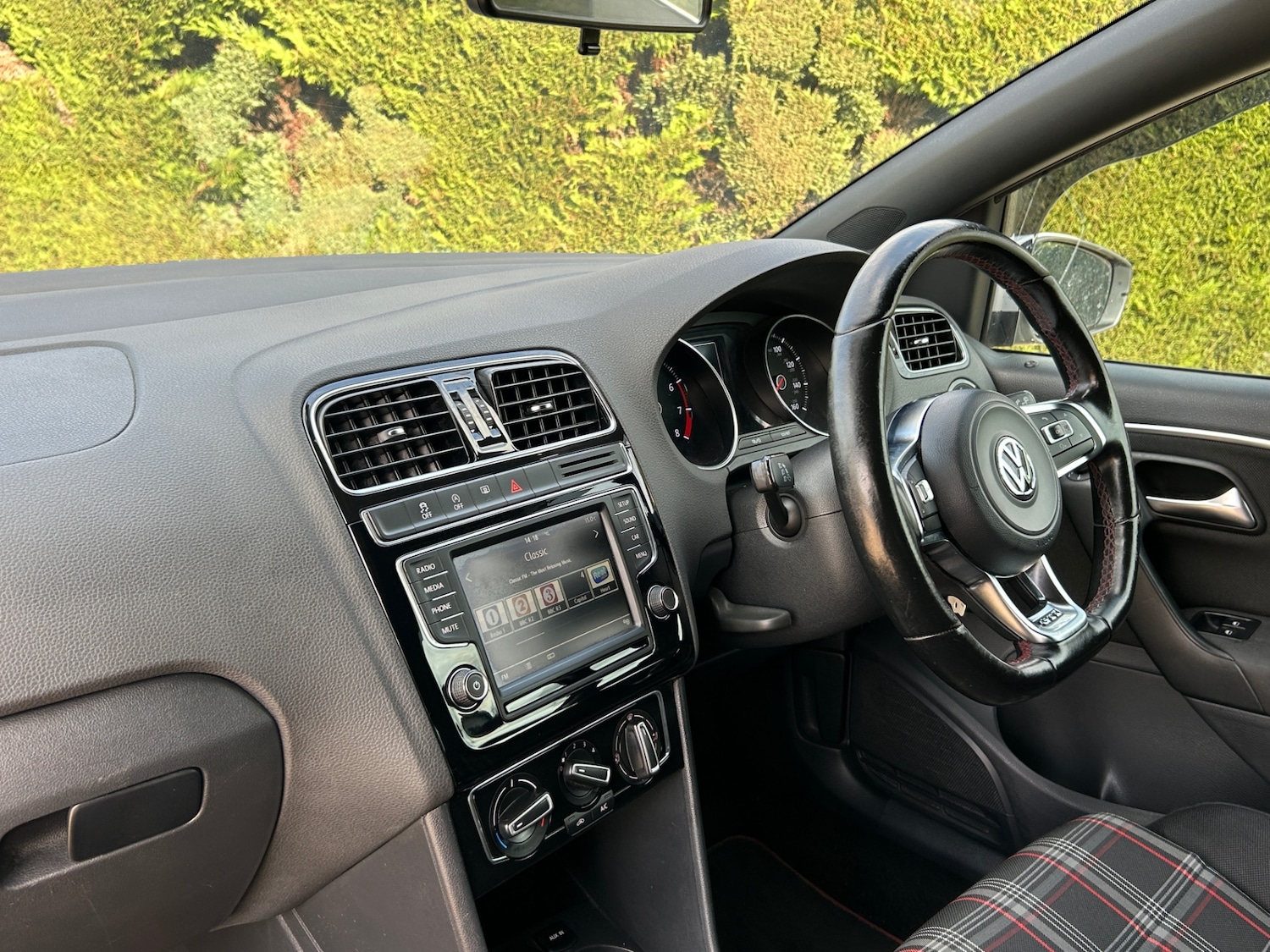 Used Volkswagen Polo 2015 for sale - 76603734: Photo 22