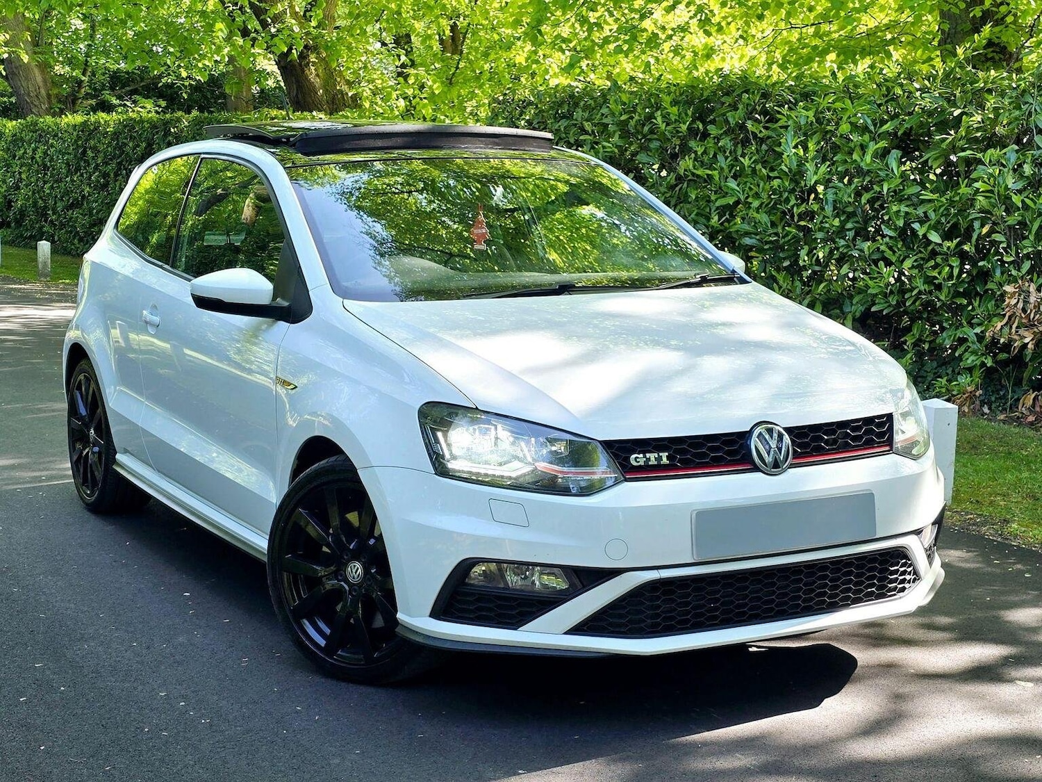 Used Volkswagen Polo 2015 for sale - 76905108: Photo 36