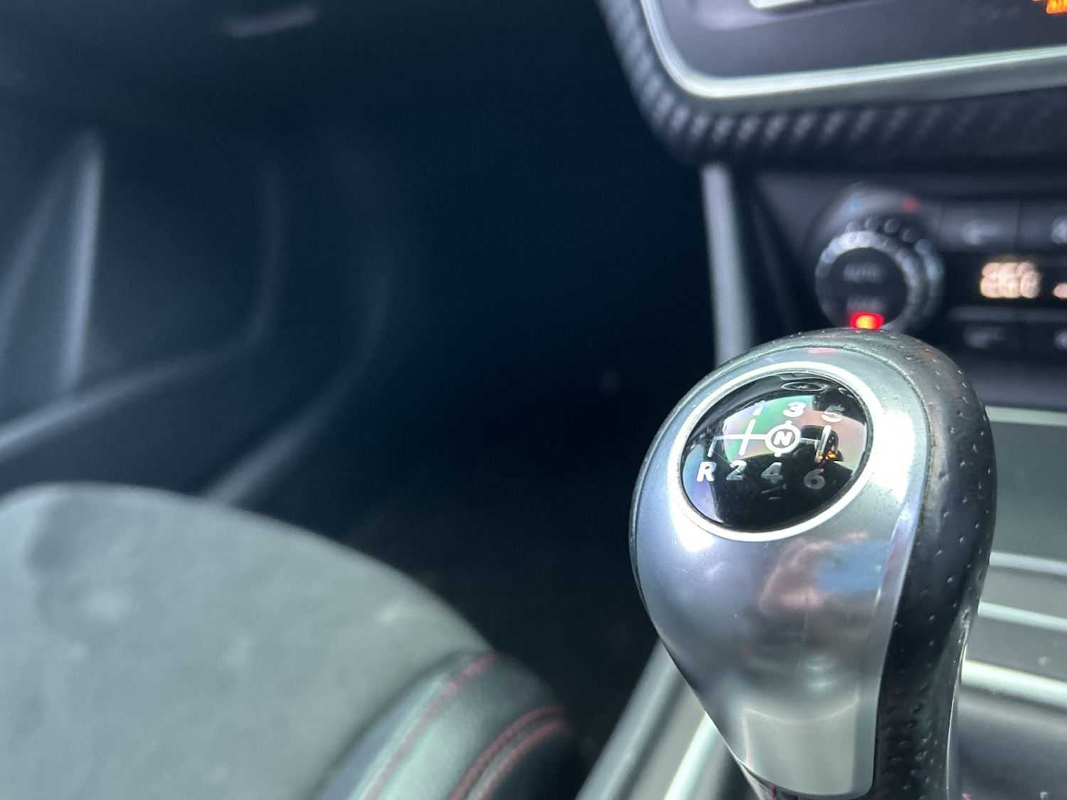 Used Mercedes-Benz A-Class 2015 for sale - 77033110: Photo 22