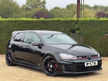 Used Volkswagen Golf 2016 for sale - 75915147: Photo