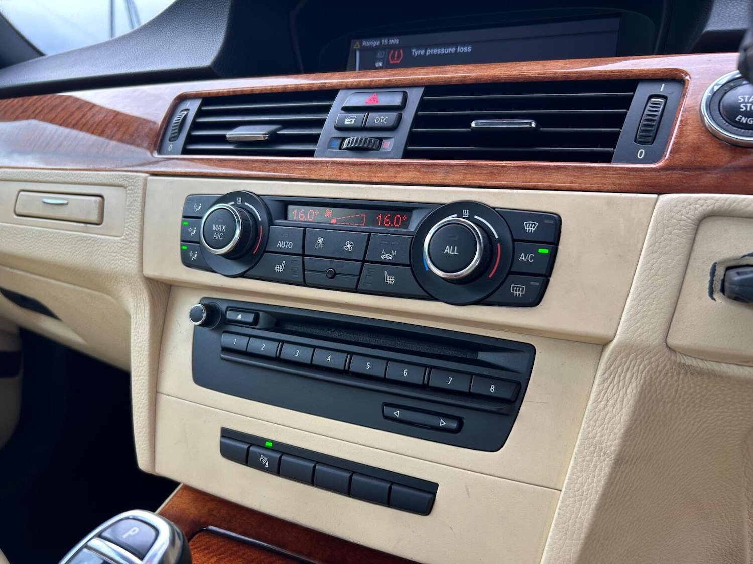 Used BMW 3 Series 2010 for sale - 76924291: Photo 35