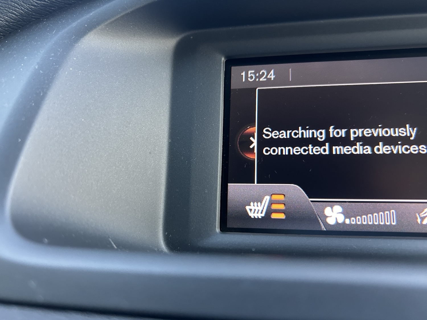 Used Volvo V40 2014 for sale - 76905111: Photo 26