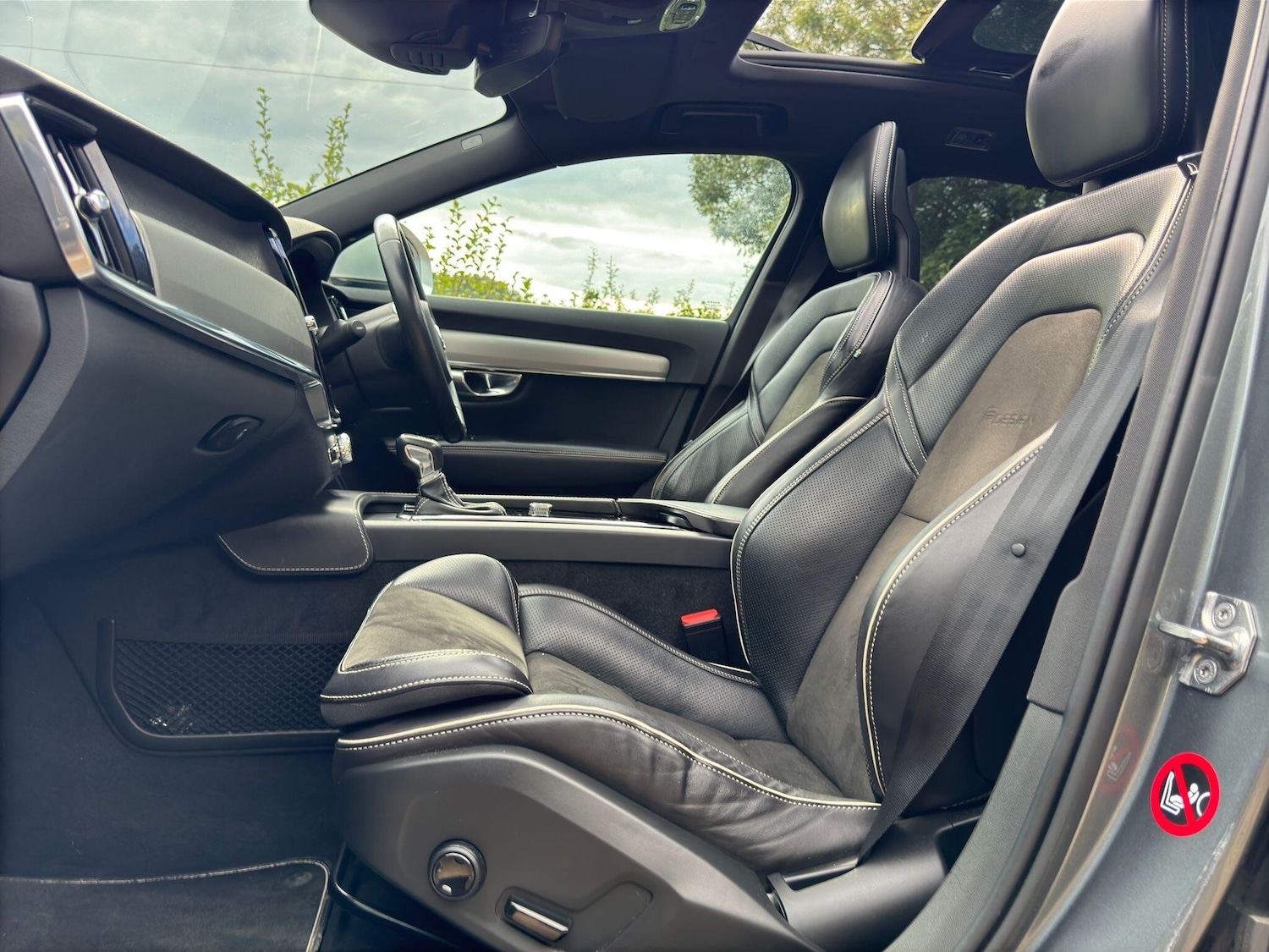Used Volvo V90 2017 for sale - 76042891: Photo 16