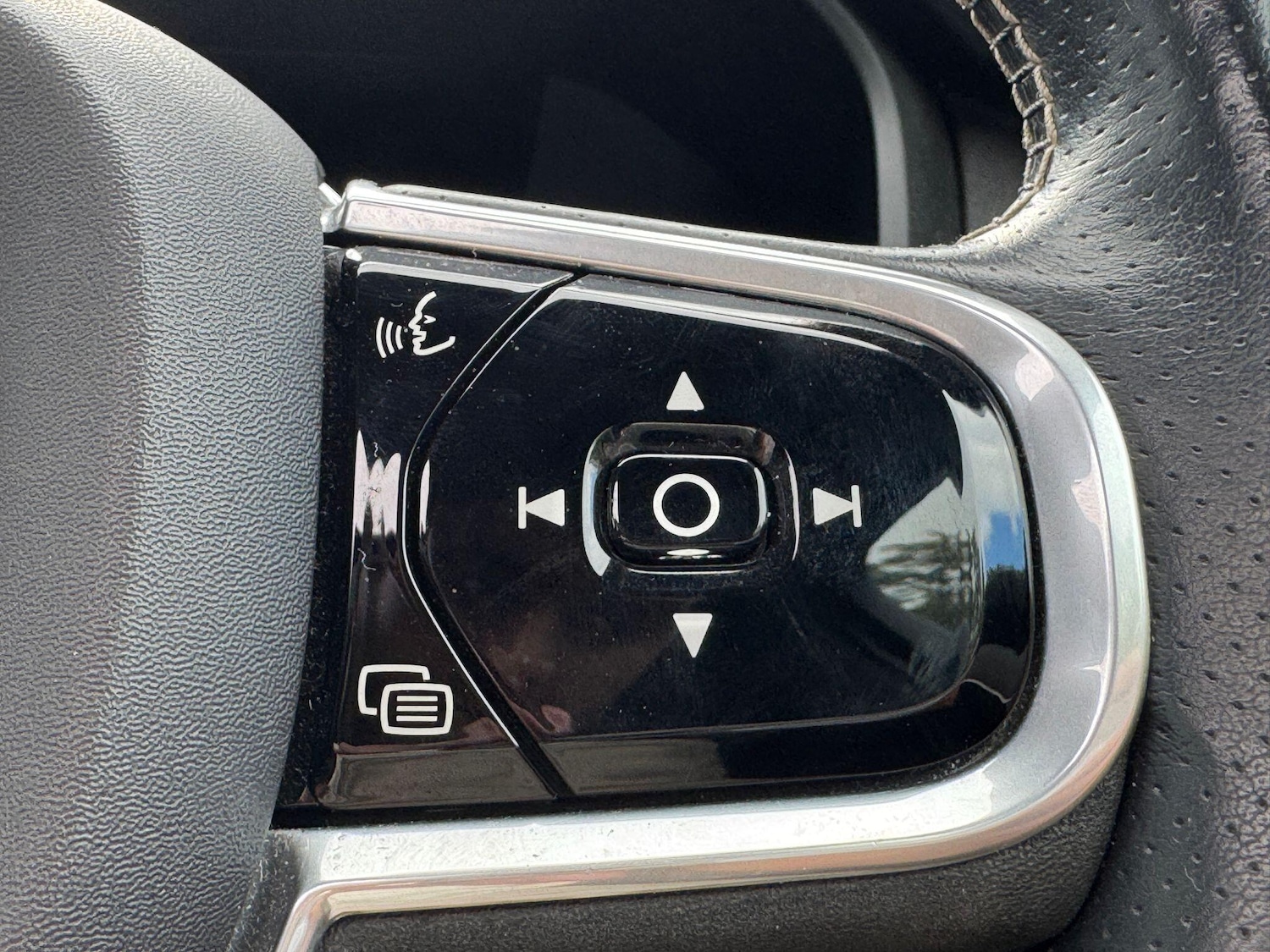 Used Volvo V90 2017 for sale - 76042891: Photo 34