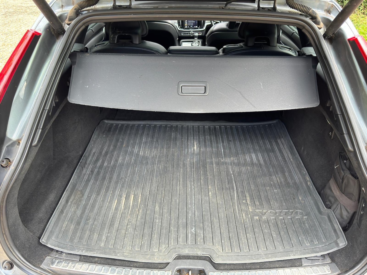 Used Volvo V90 2017 for sale - 76042891: Photo 40