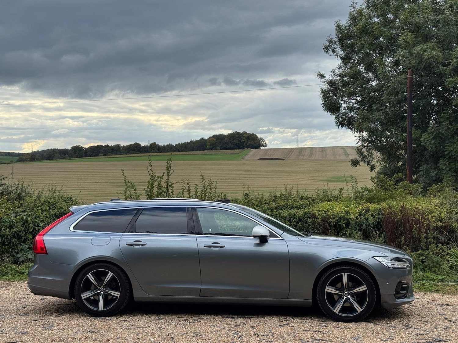 Used Volvo V90 2017 for sale - 76042891: Photo 6
