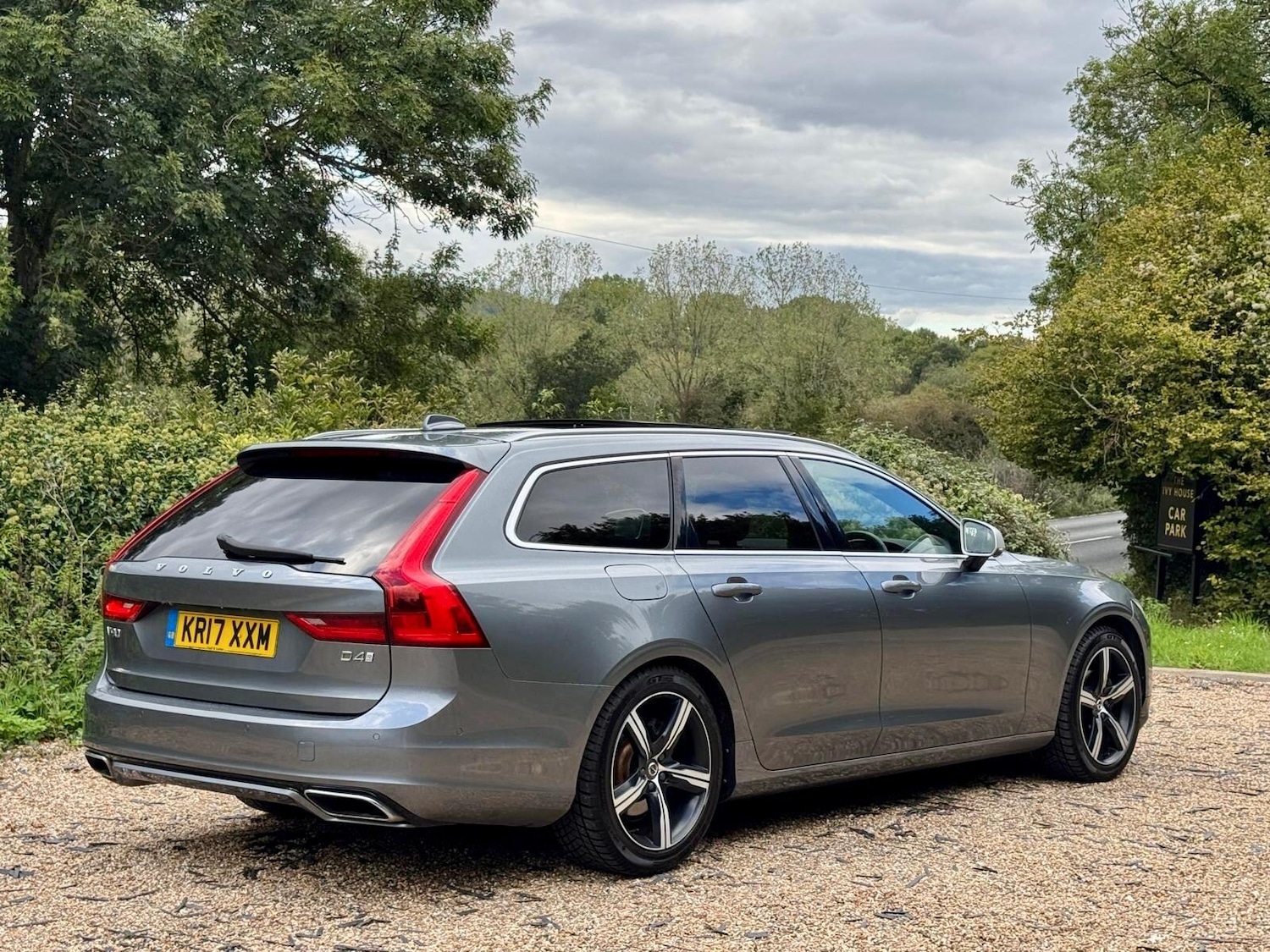Used Volvo V90 2017 for sale - 76042891: Photo 7