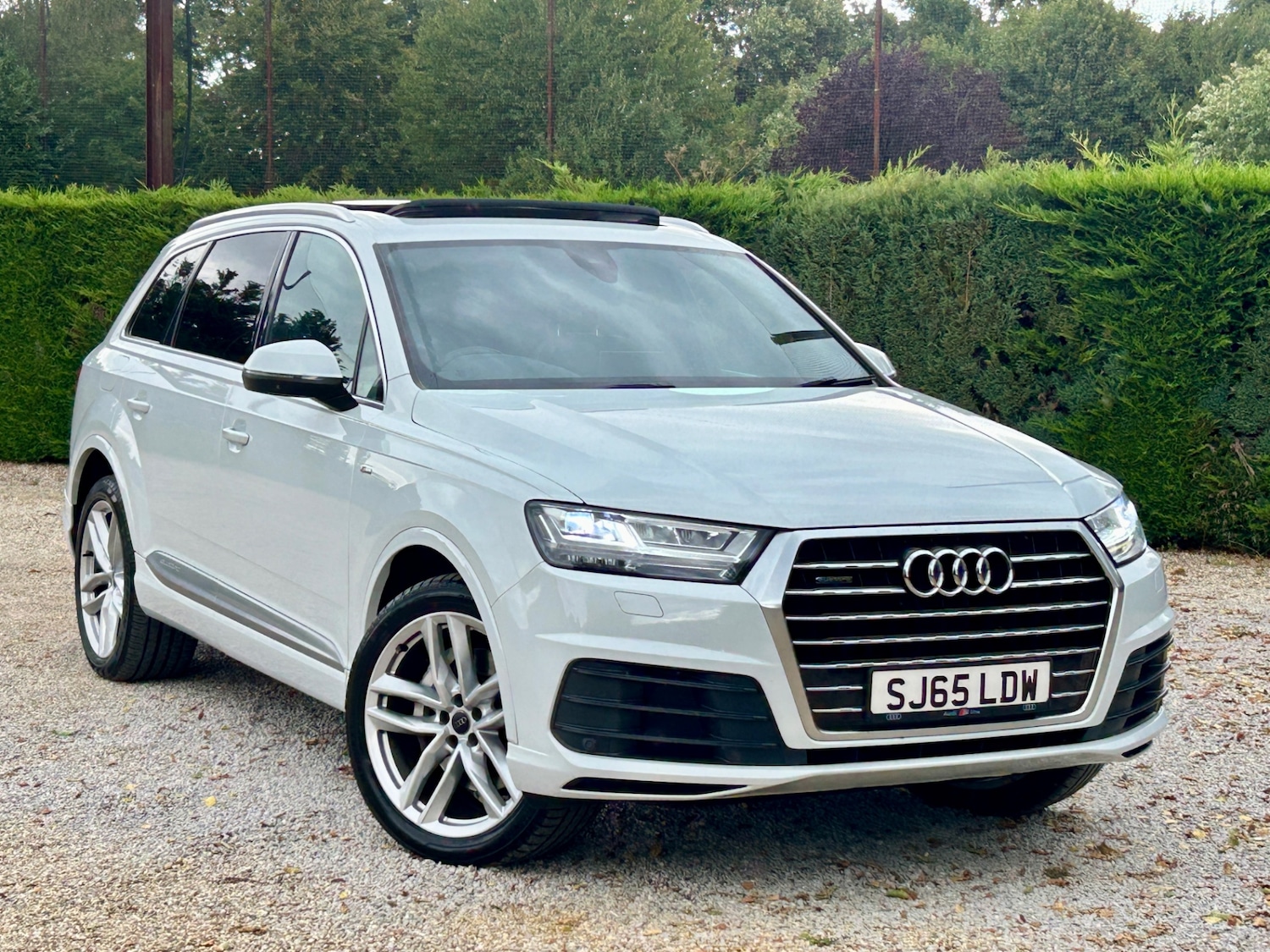 Used Audi Q7 2015 for sale - 76599539: Photo 2