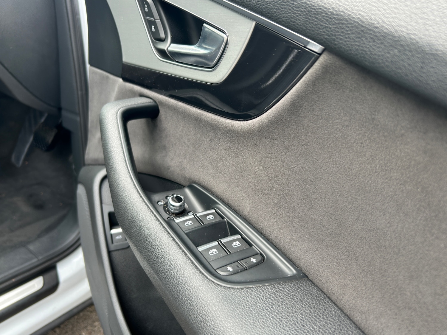 Used Audi Q7 2015 for sale - 76599539: Photo 24