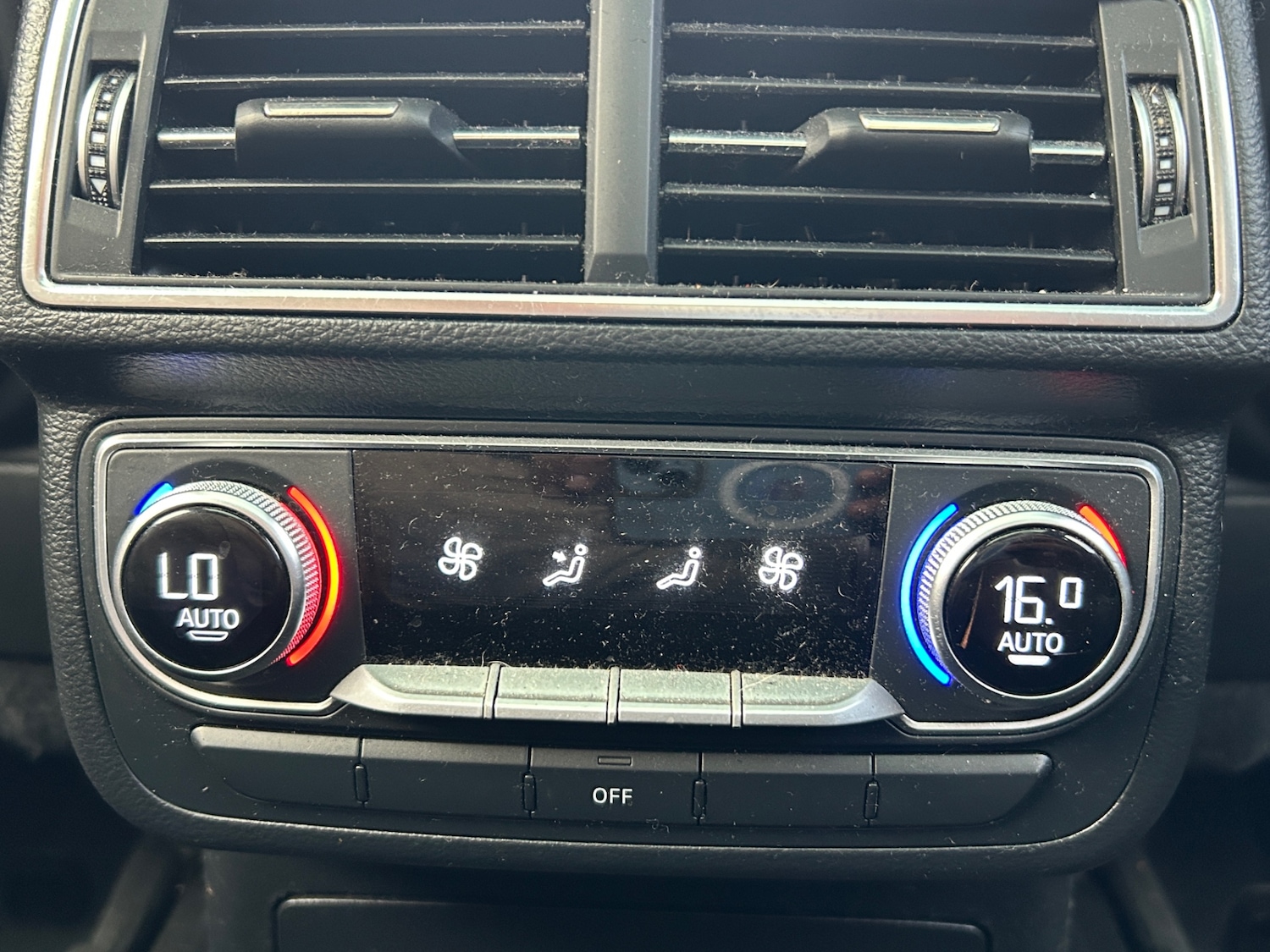 Used Audi Q7 2015 for sale - 76599539: Photo 30