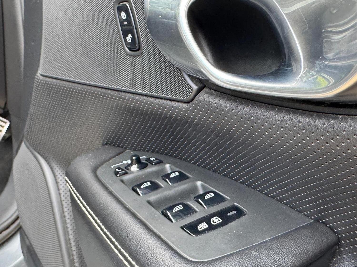 Used Volvo V90 2017 for sale - 76911156: Photo 25