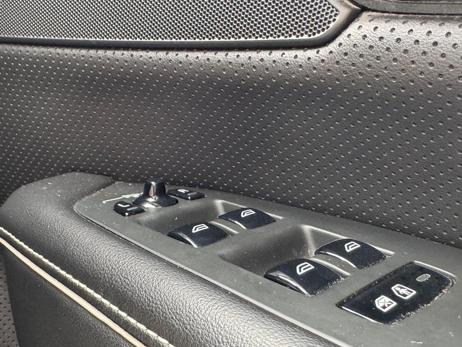 Used Volvo V90 2017 for sale - 76911156: Photo 35