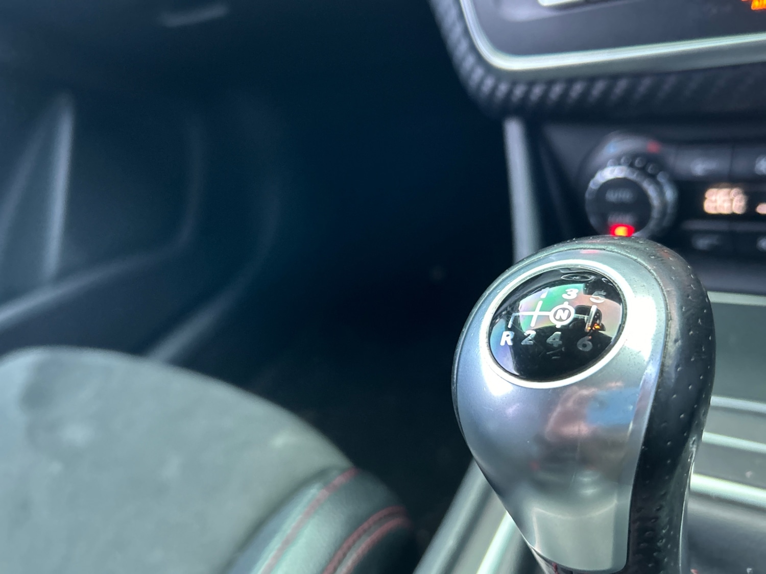 Used Mercedes-Benz A-Class 2015 for sale - 76651312: Photo 27