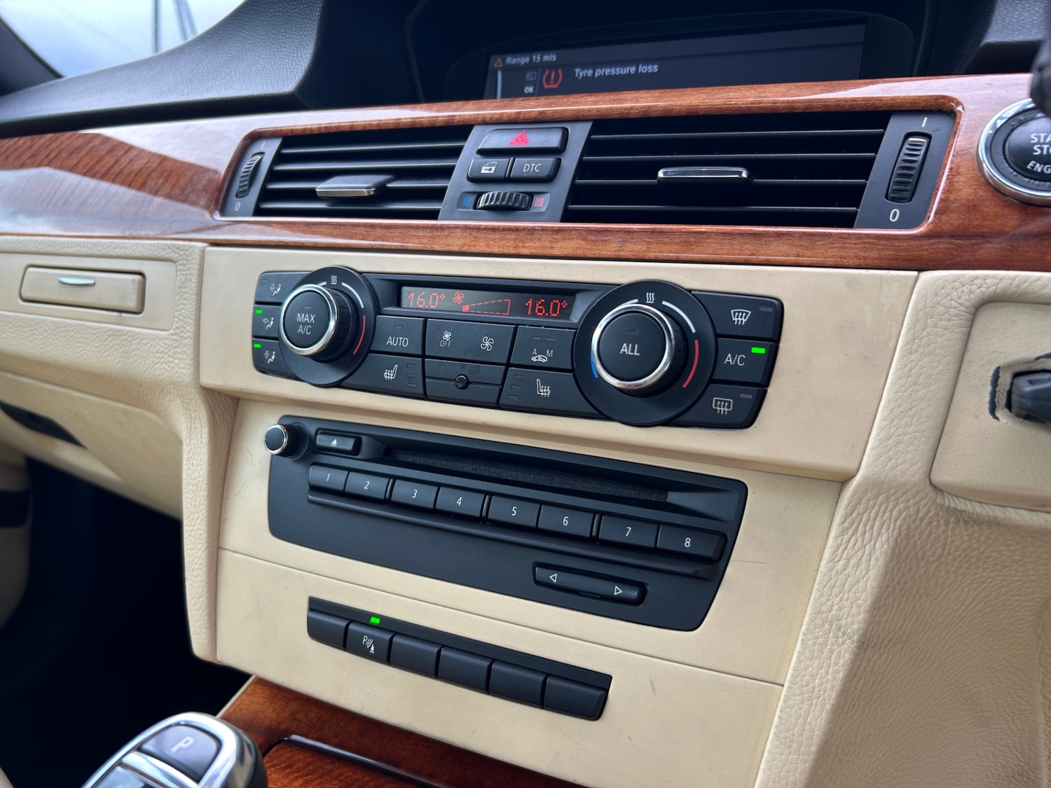 Used BMW 3 Series 2010 for sale - 76599530: Photo 23