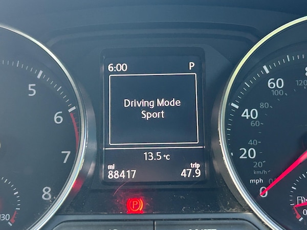 Used Volkswagen Polo 2016 for sale - 76251290: Photo 27