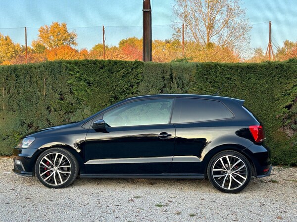 Used Volkswagen Polo 2016 for sale - 76251290: Photo 9