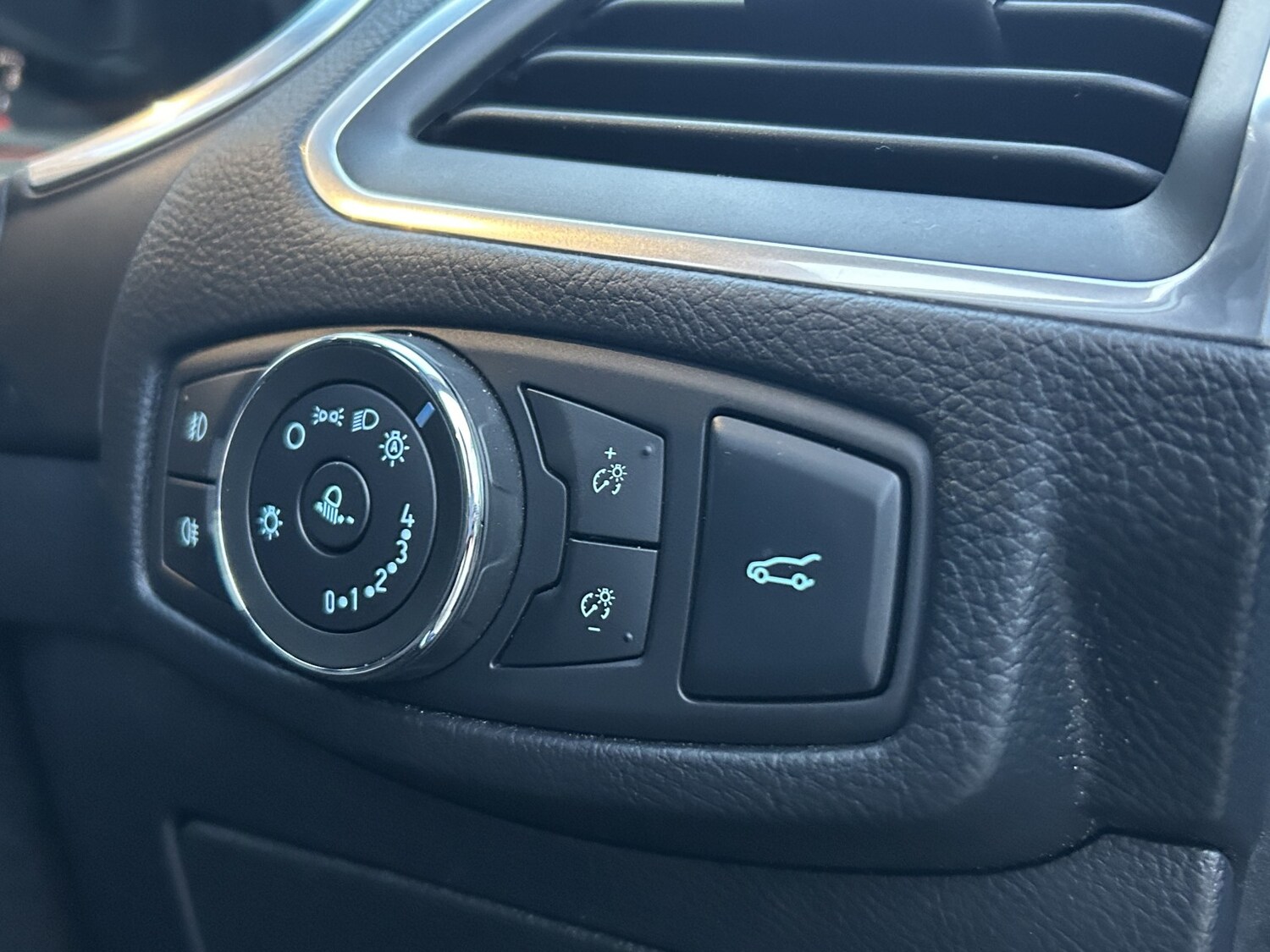 Used Ford Edge 2016 for sale - 77370676: Photo 26