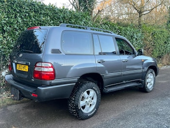 Used Toyota Land Cruiser Amazon 2003 for sale - 76905113: Photo