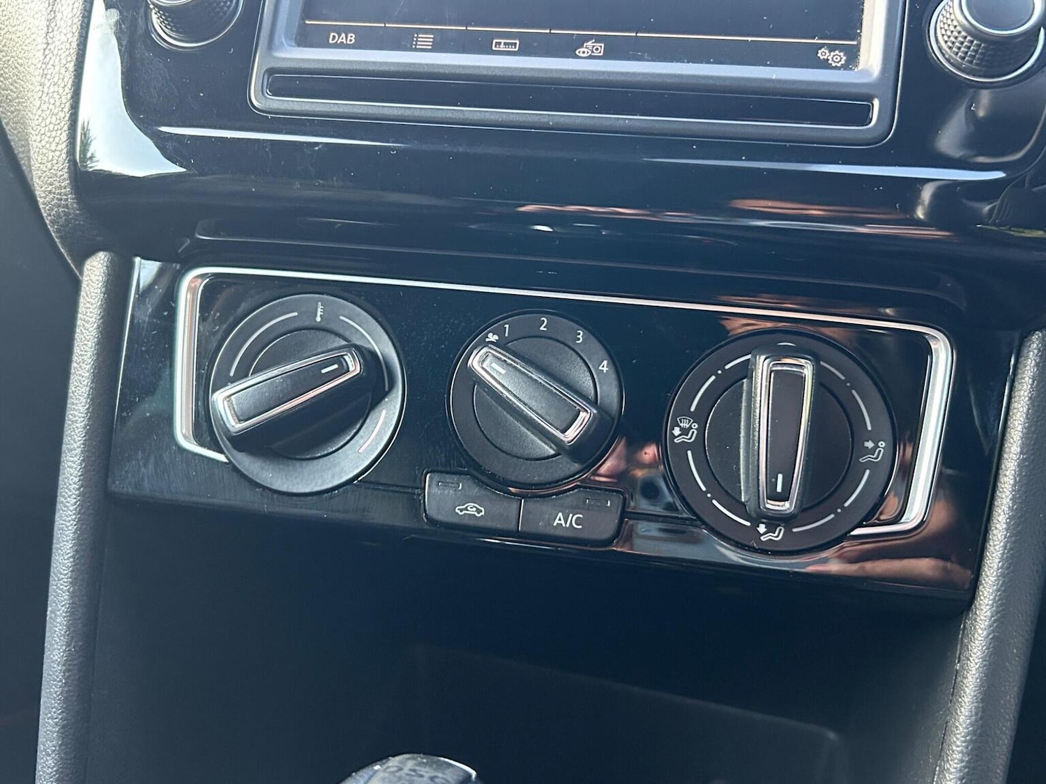 Used Volkswagen Polo 2016 for sale - 76911165: Photo 22