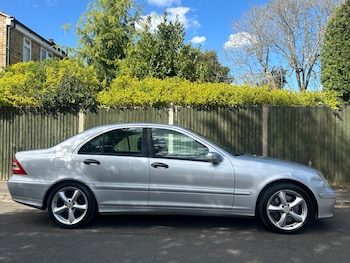 Used Mercedes-Benz C Class 2007 for sale - 76687420: Photo