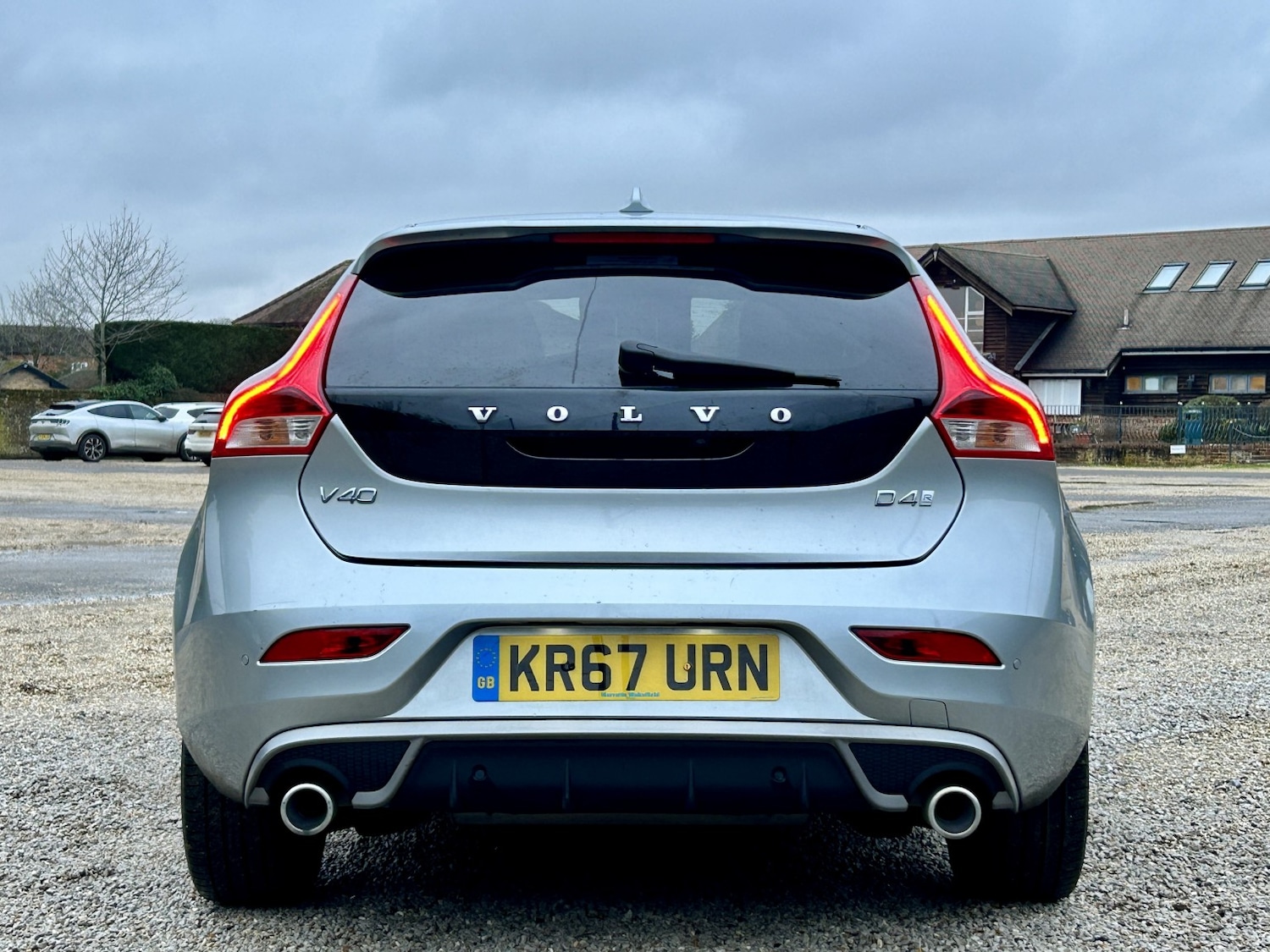 Used Volvo V40 2017 for sale - 77508477: Photo 11