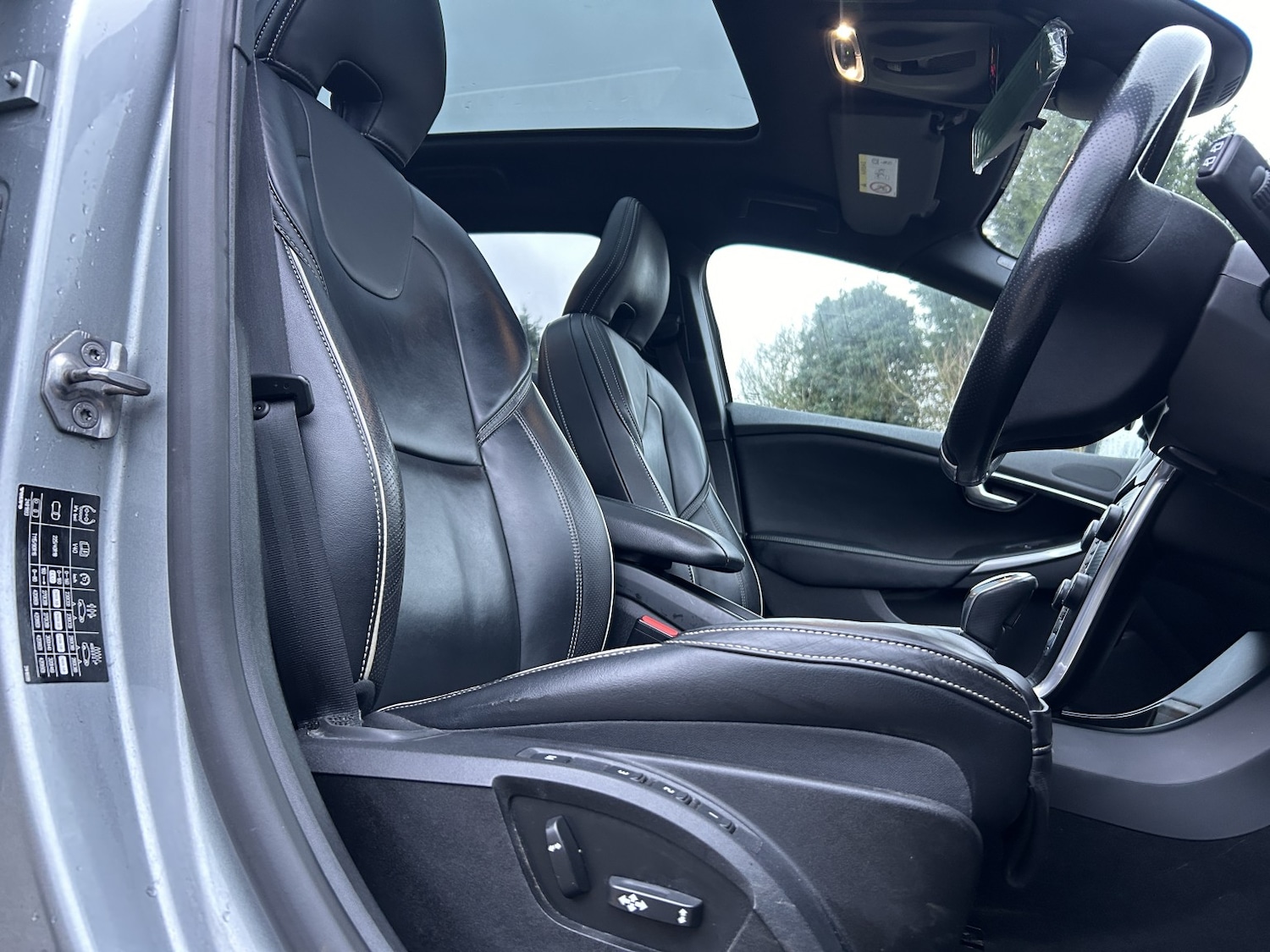 Used Volvo V40 2017 for sale - 77508477: Photo 12