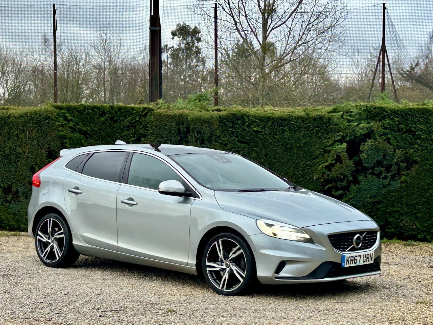 Used Volvo V40 2017 for sale - 77508477: Photo 3