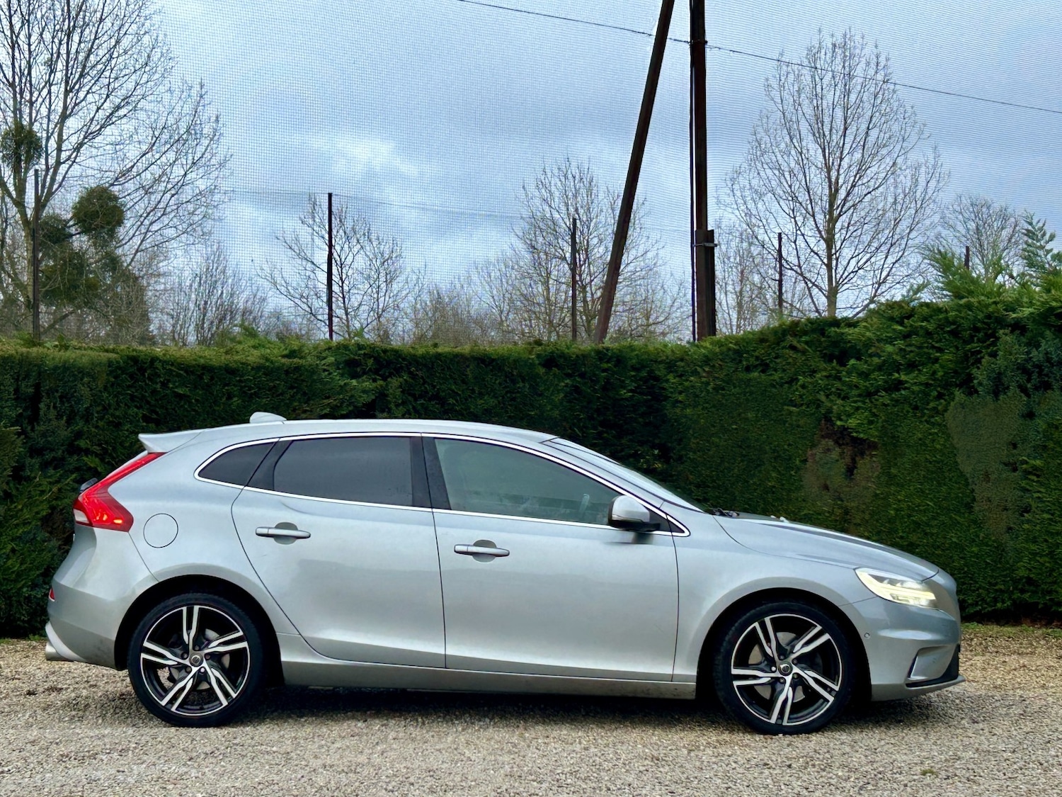 Used Volvo V40 2017 for sale - 77508477: Photo 5