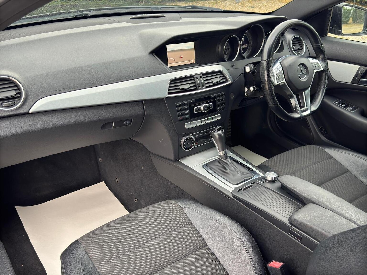 Used Mercedes-Benz C Class 2012 for sale - 76905107: Photo 19