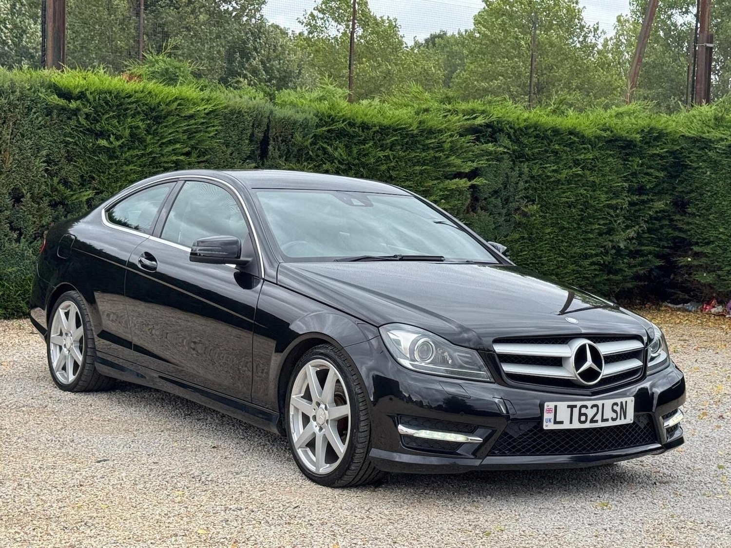 Used Mercedes-Benz C Class 2012 for sale - 76905107: Photo 3