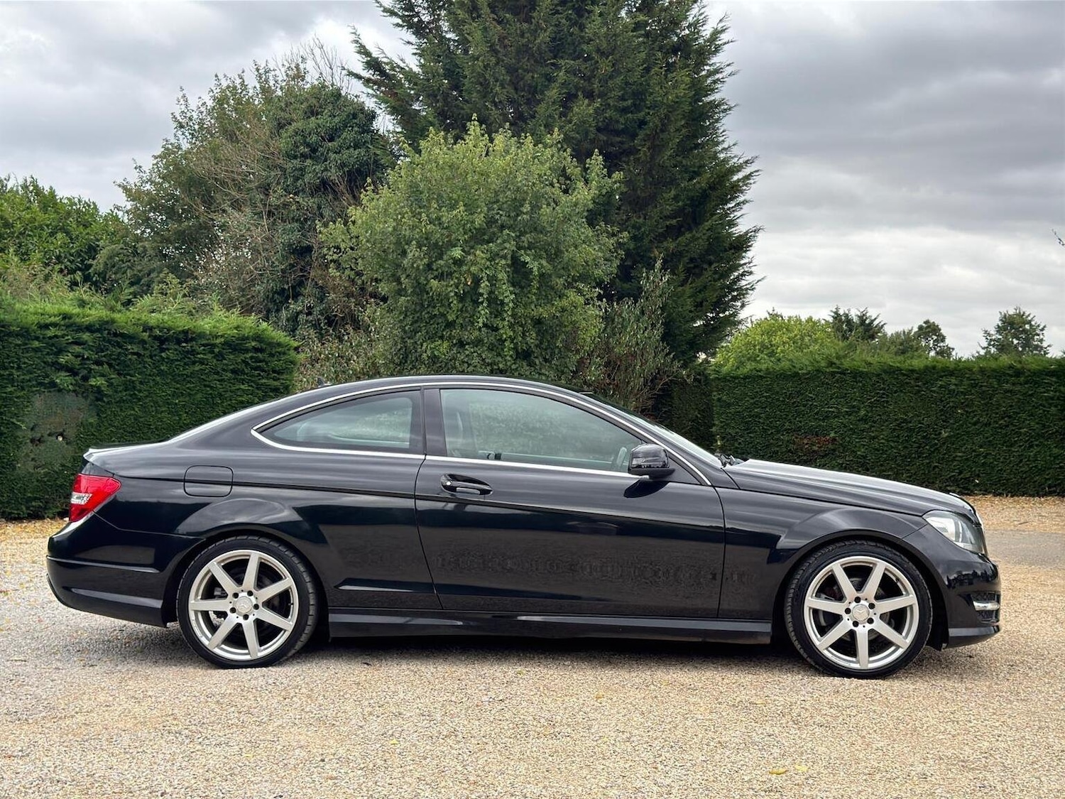 Used Mercedes-Benz C Class 2012 for sale - 76905107: Photo 5