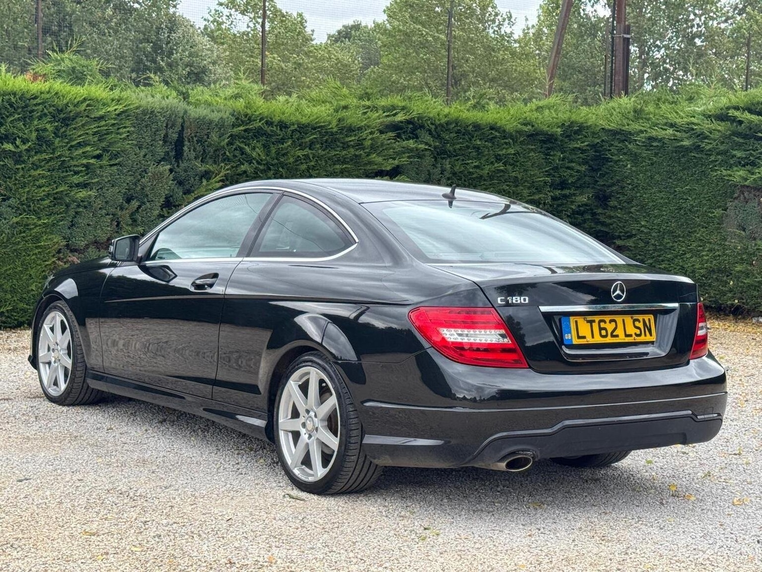 Used Mercedes-Benz C Class 2012 for sale - 76905107: Photo 8