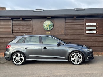 Used Audi A3 2015 for sale - 76682389: Photo