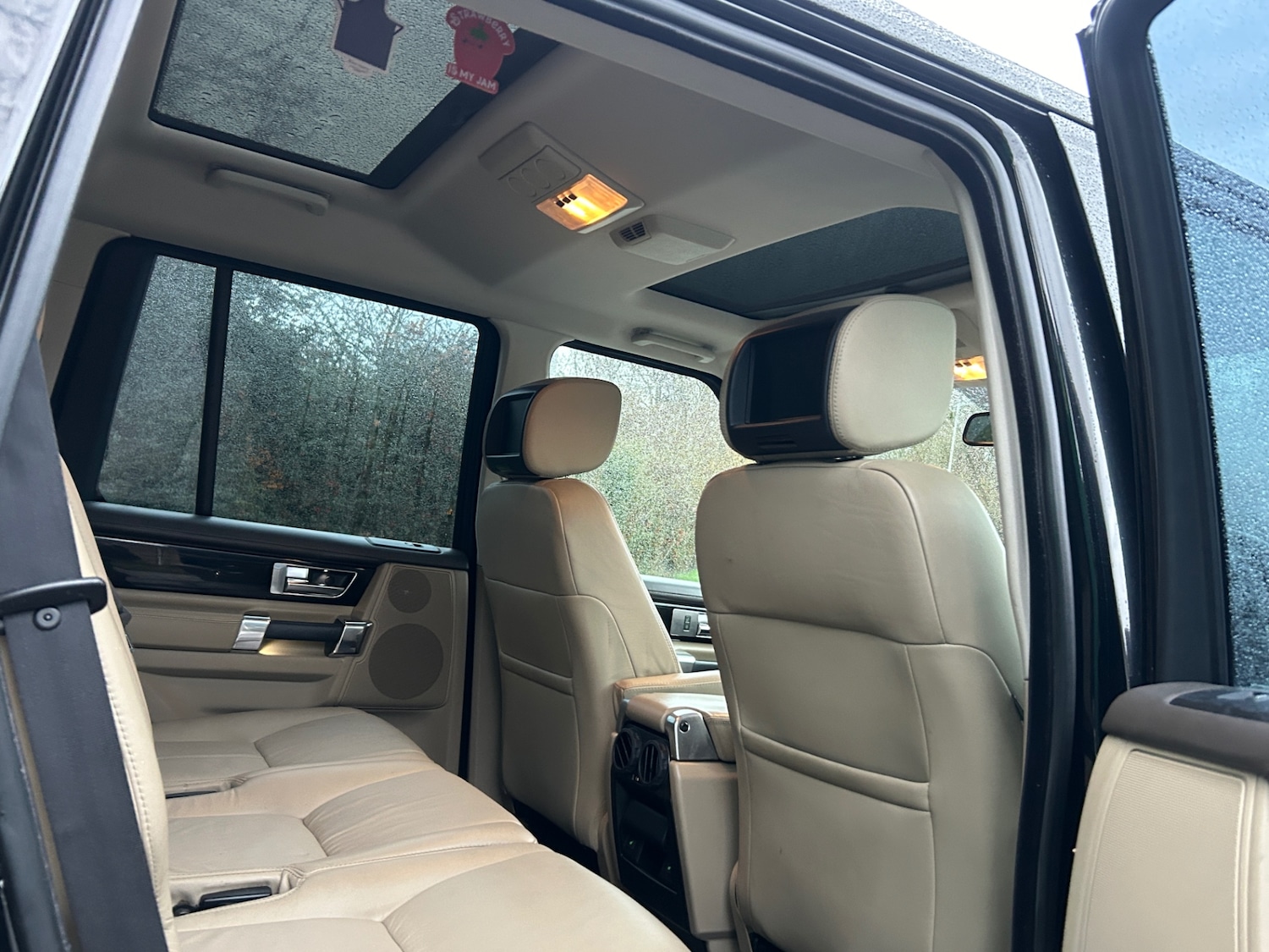 Used Land Rover Discovery 2013 for sale - 76860568: Photo 11