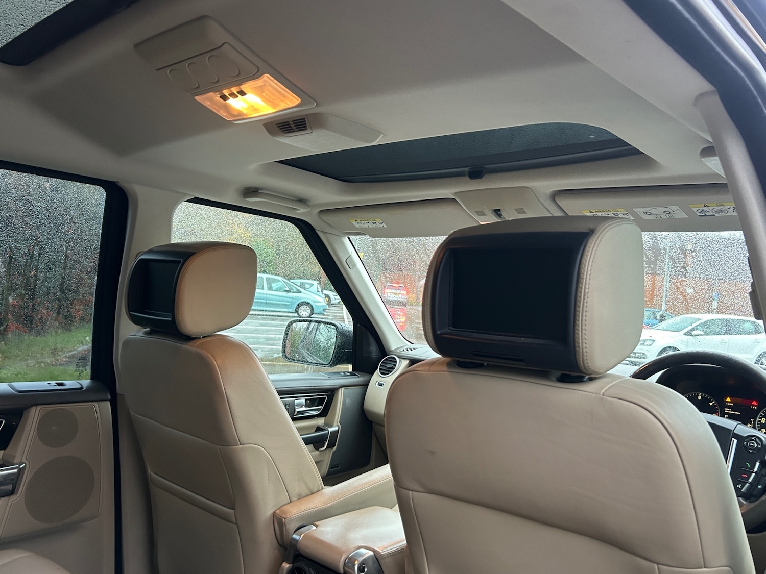 Used Land Rover Discovery 2013 for sale - 76860568: Photo 13