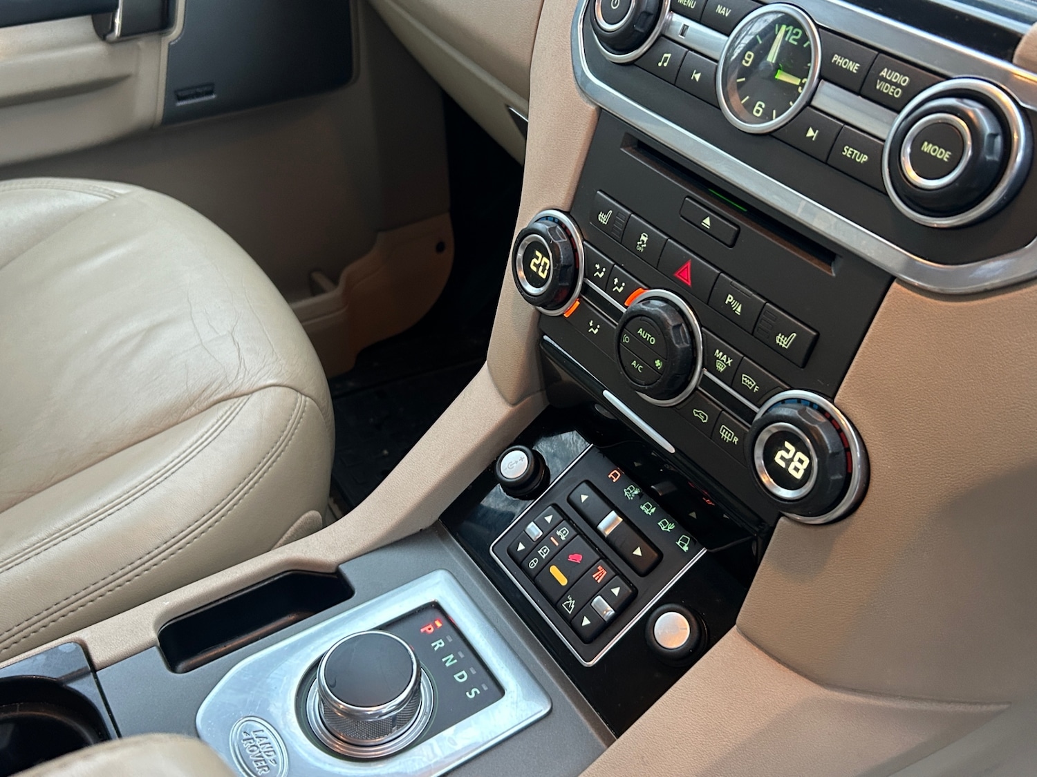 Used Land Rover Discovery 2013 for sale - 76860568: Photo 16